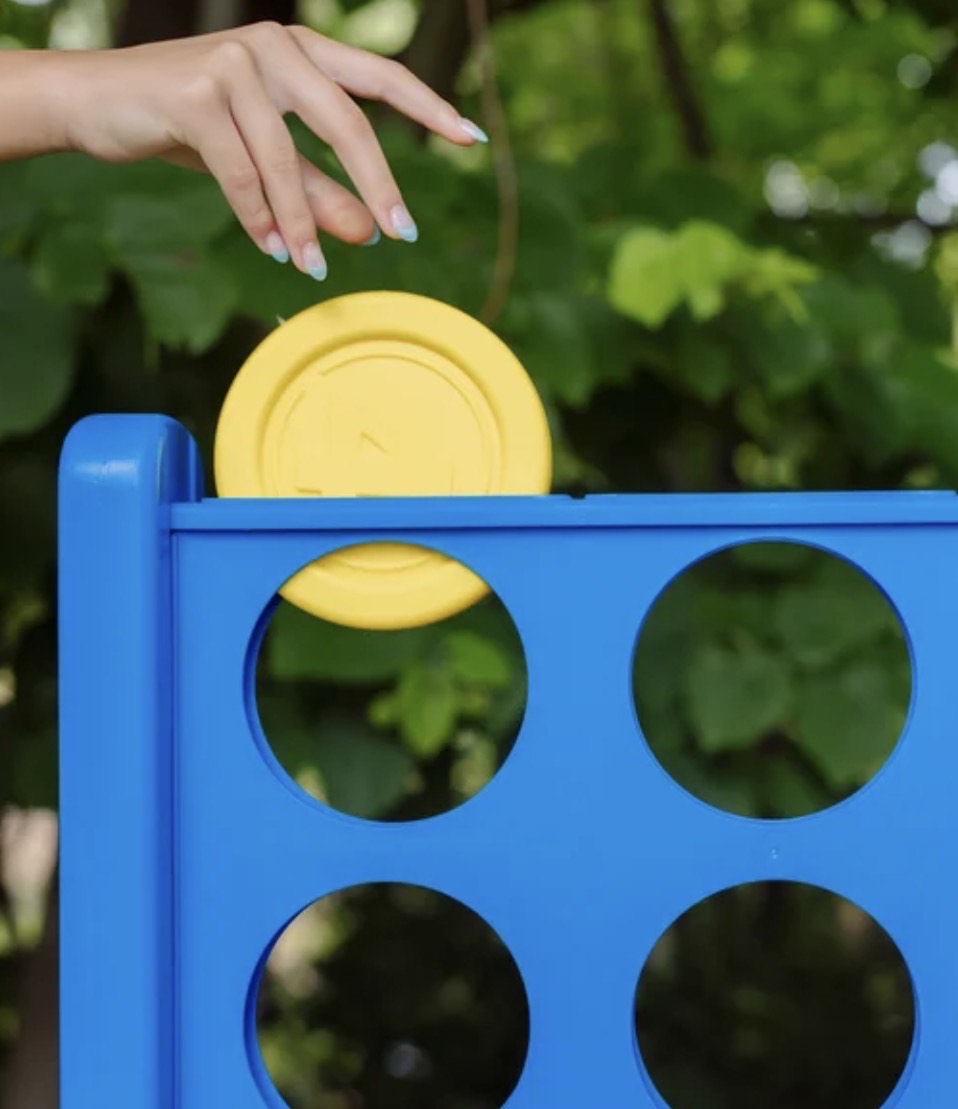 Connect 4: Giant Edition - Conecta 4: Edición Gigante