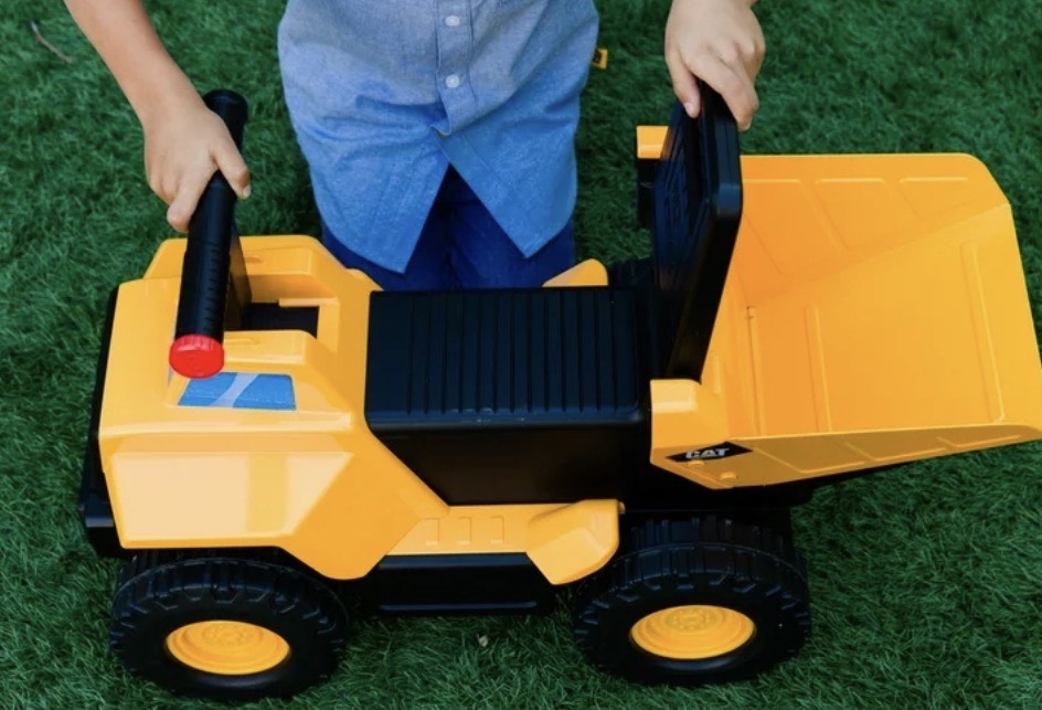 Toy CAT Construction Toys, Play and Ride Transforming Steel Dump Truck - -Juguetes de Construcción CAT, Camión Volquete de Acero Transformable para Jugar y Montar - Para Montar o Jugar Clásico - Volquete Real Funcional